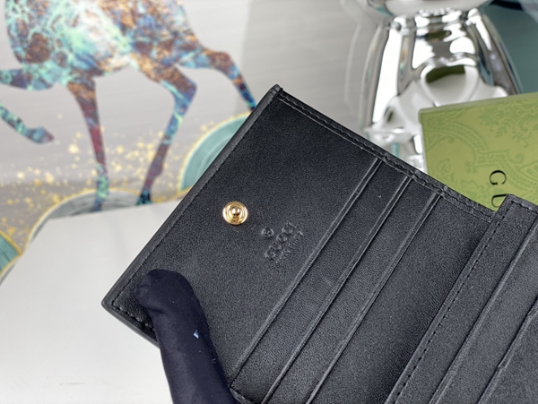 グッチ財布コピー角部分ディテール